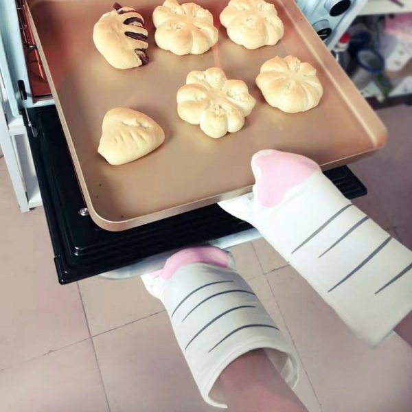 1PC Cute Cartoon Cat Paws Oven Mitts Long Cotton Baking Insulation Microwave Heat Resistant Non slip 5 - Cat Paw Gloves